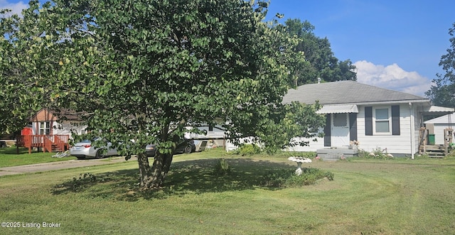 13207 Meadowlawn Dr, Louisville, KY 40272 - photo 1