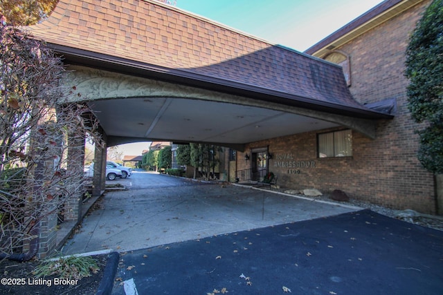 1600 Gardiner Ln Unit 203, Louisville, KY 40205 - photo 32