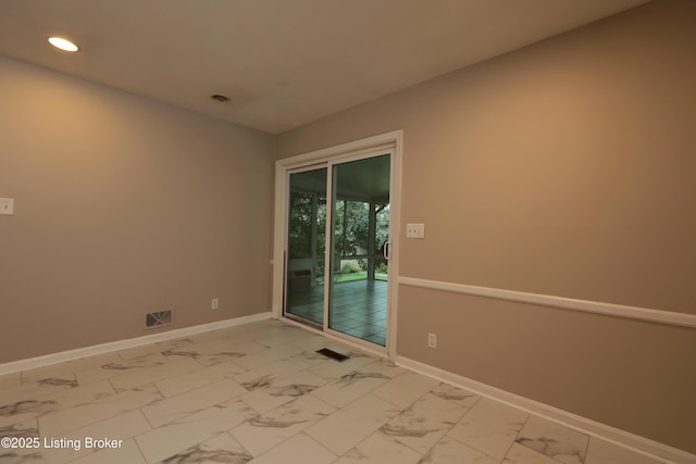 9838 Longwood Cir, Louisville, KY 40223 - photo 18