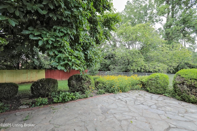 9838 Longwood Cir, Louisville, KY 40223 - photo 42