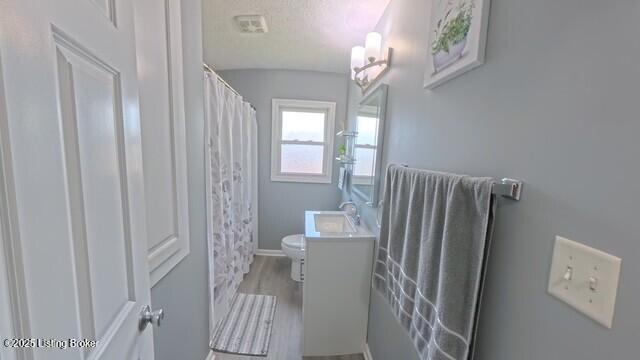5712 Jeanine Dr, Louisville, KY 40219 - photo 17
