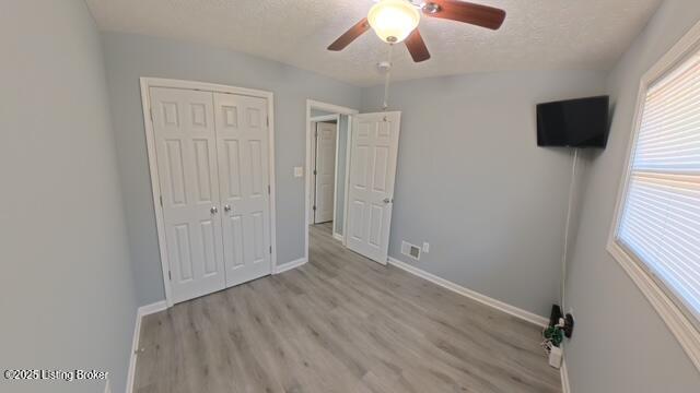 5712 Jeanine Dr, Louisville, KY 40219 - photo 14