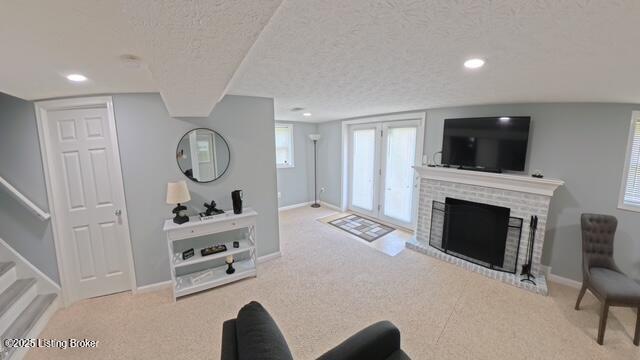 5712 Jeanine Dr, Louisville, KY 40219 - photo 22