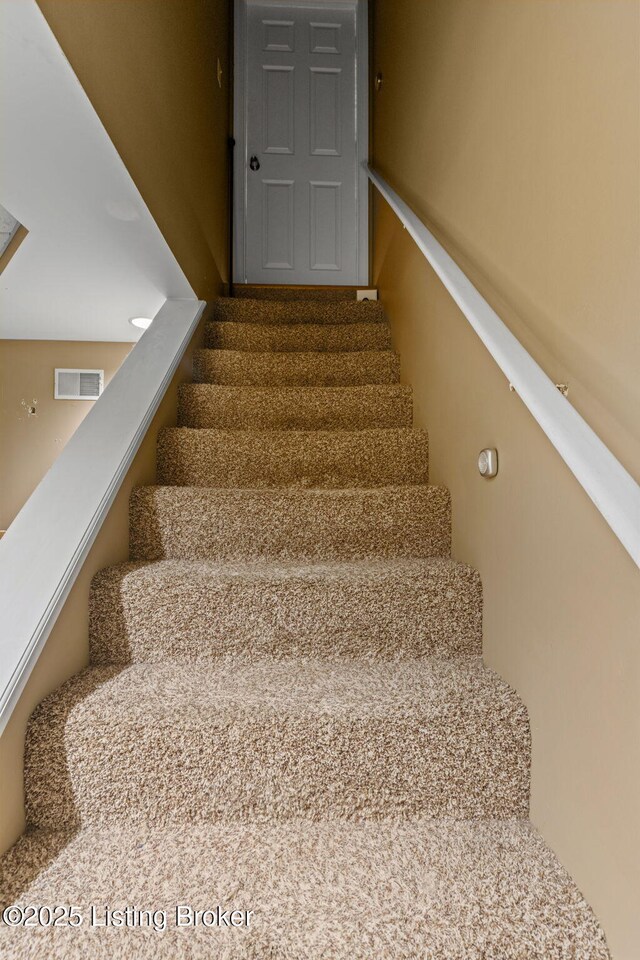 4405 Bay Run Ct, Louisville, KY 40245 - photo 22