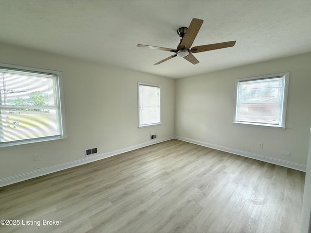 11302 Deering Rd, Louisville, KY 40272 - photo 21
