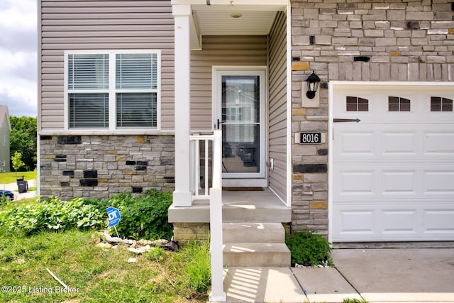 8016 Cedar Meadows Ln, Louisville, KY 40228 - photo 2
