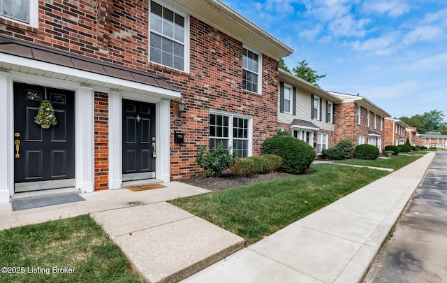 1220 Westlynne Way, Louisville, KY 40222 - photo 2