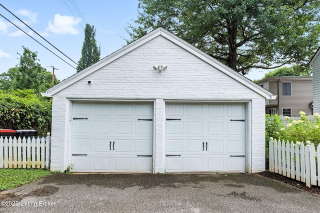 559 Sunnyside Dr, Louisville, KY 40206 - photo 42