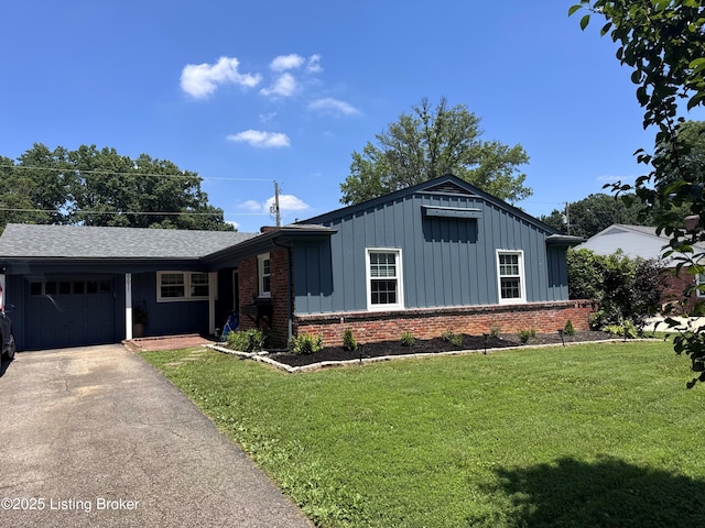 8611 Holston Rd, Louisville, KY 40222 - photo 1