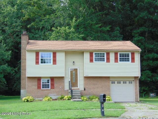 8409 Archwood Ct, Louisville, KY 40219 - photo 1