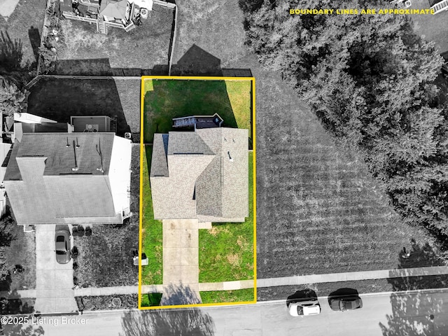 9406 Wood Hollow Rd, Louisville, KY 40229 - photo 6