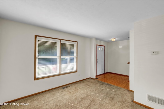9406 Wood Hollow Rd, Louisville, KY 40229 - photo 10
