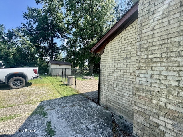 8215 Afterglow Dr, Louisville, KY 40214 - photo 3