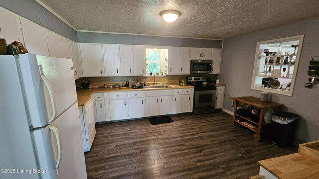2111 Fulton Dr, Charlestown, IN 47111 - photo 16