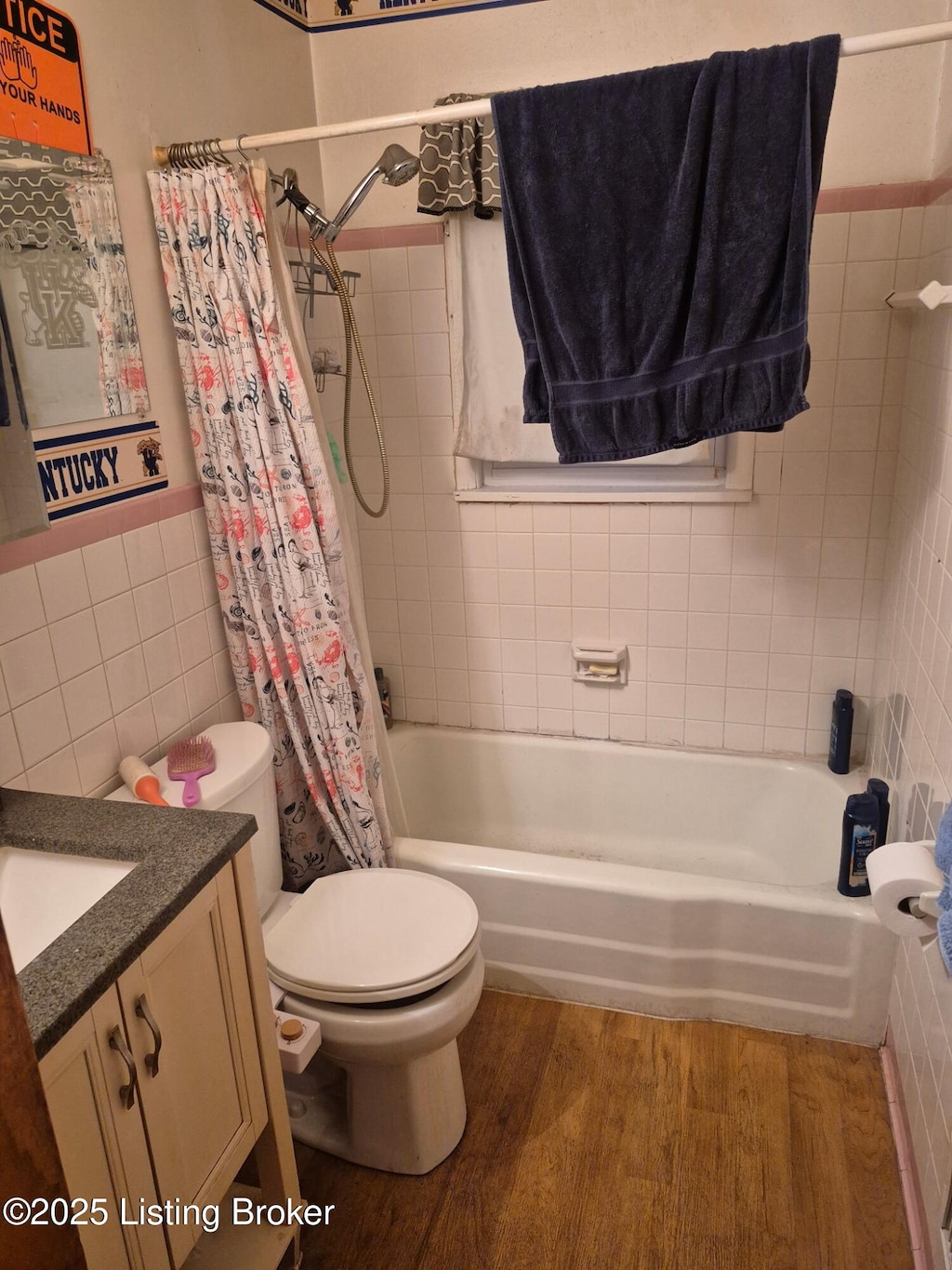 3215 Lemmah Dr, Louisville, KY 40216 - photo 2