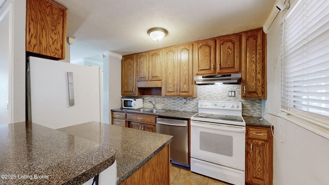 8708 Bost Ln, Louisville, KY 40219 - photo 6