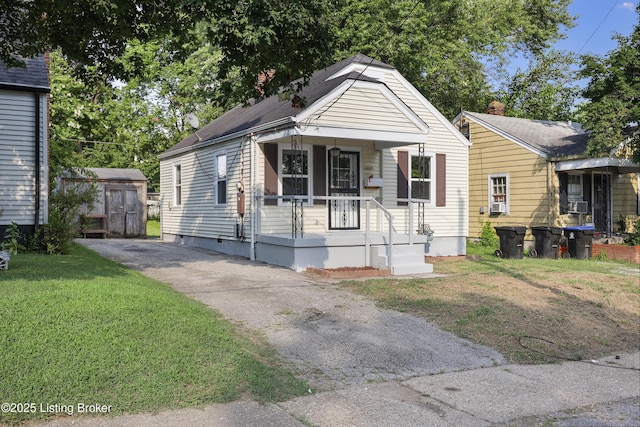 1409 Thornberry Ave, Louisville, KY 40215 - photo 1