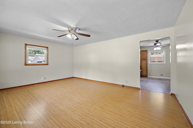 8604 Fernview Dr, Louisville, KY 40291 - photo 10