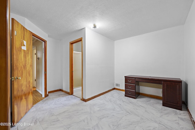 8604 Fernview Dr, Louisville, KY 40291 - photo 25