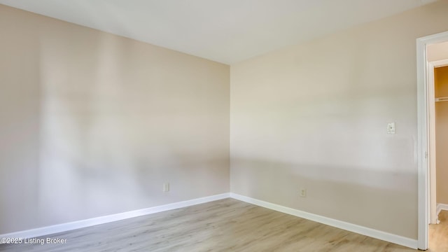 4766 Shenandoah Dr, Louisville, KY 40241 - photo 26