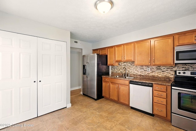 4606 Haeringdon Dr, Louisville, KY 40299 - photo 15