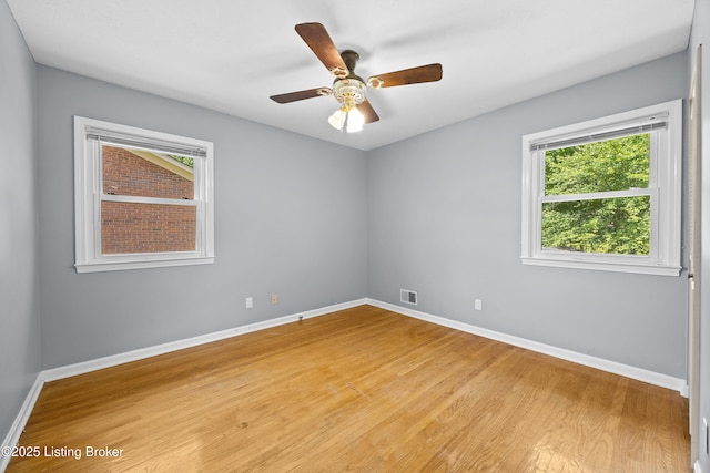 4005 Pinecroft Dr, Louisville, KY 40219 - photo 17