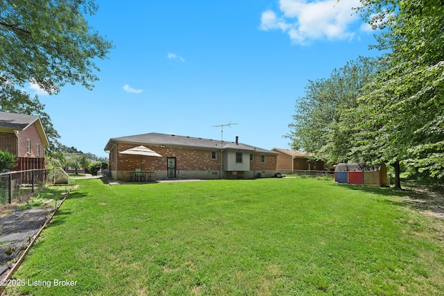 4005 Pinecroft Dr, Louisville, KY 40219 - photo 36