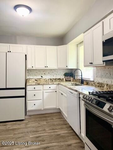 4619 Grandview Dr, Louisville, KY 40216 - photo 5