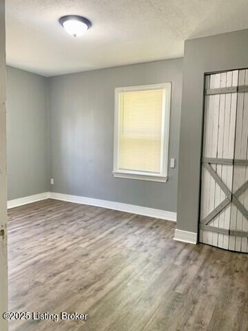 4619 Grandview Dr, Louisville, KY 40216 - photo 8