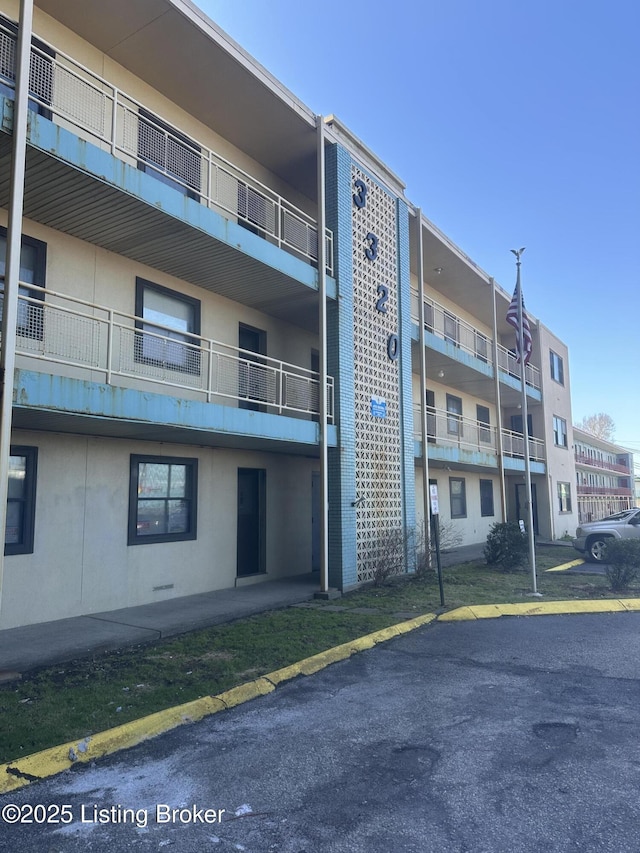 3320 Bardstown Rd Unit V-04, Louisville, KY 40218 - photo 2