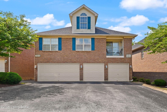 7912 Grand Cascade Dr, Louisville, KY 40228 - photo 1