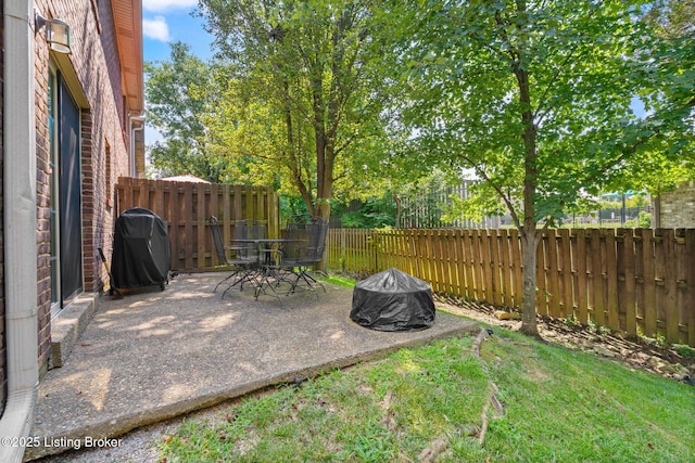 7912 Grand Cascade Dr, Louisville, KY 40228 - photo 3