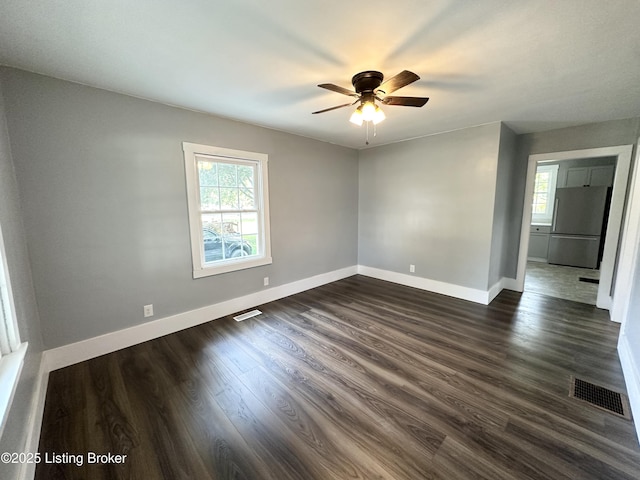 725 Moore Ave, Bardstown, KY 40004 - photo 2