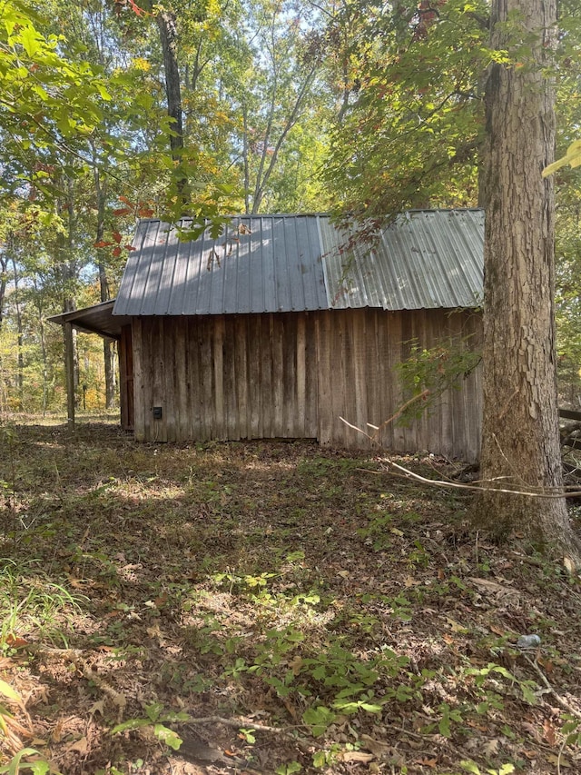 view of outdoor structure