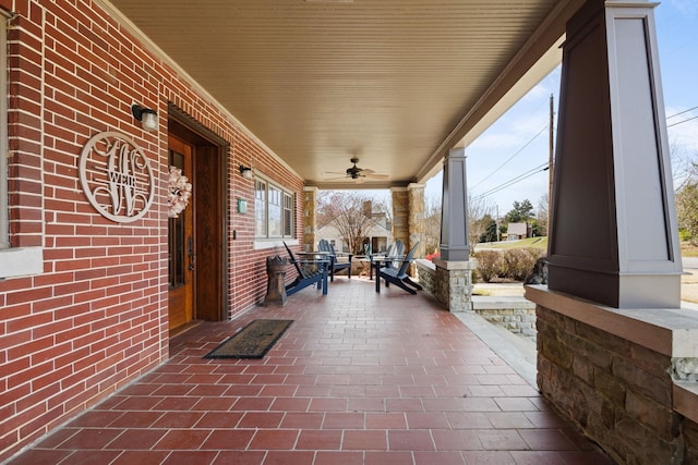 view of patio / terrace with a porch and a ceiling fan