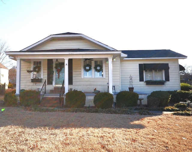 view of front of house with covered porch