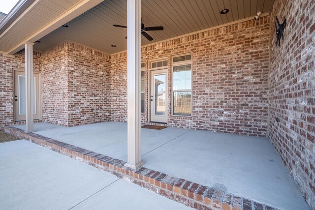 view of patio with ceiling fan