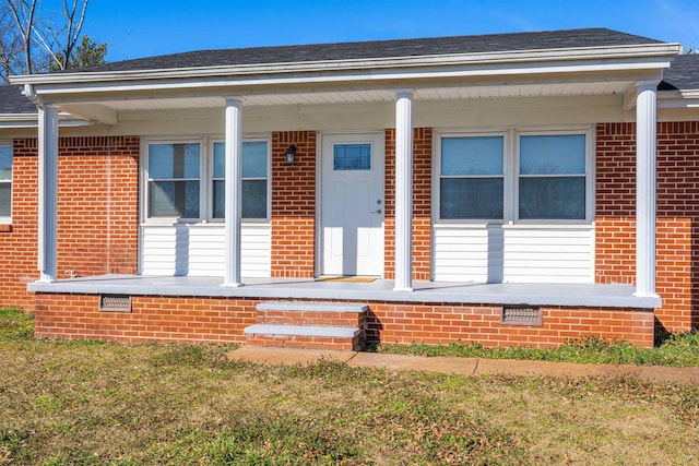 view of front of house with covered porch