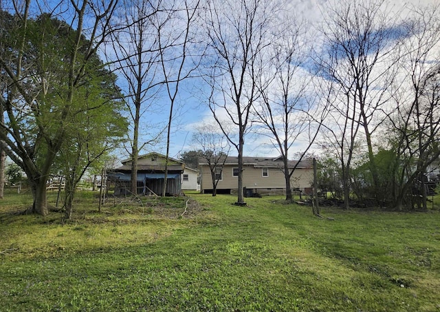  - view of grassy yard