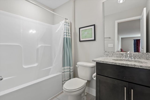 full bathroom with shower / tub combo with curtain, vanity, and toilet