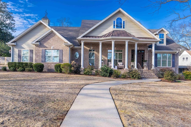 view of front facade featuring covered porch