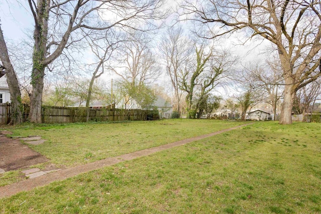 view of yard featuring fence