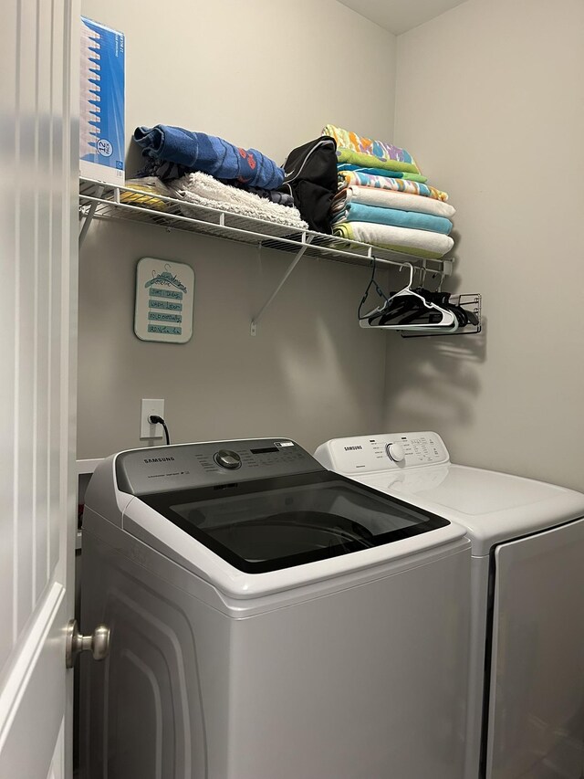  - laundry room with independent washer and dryer