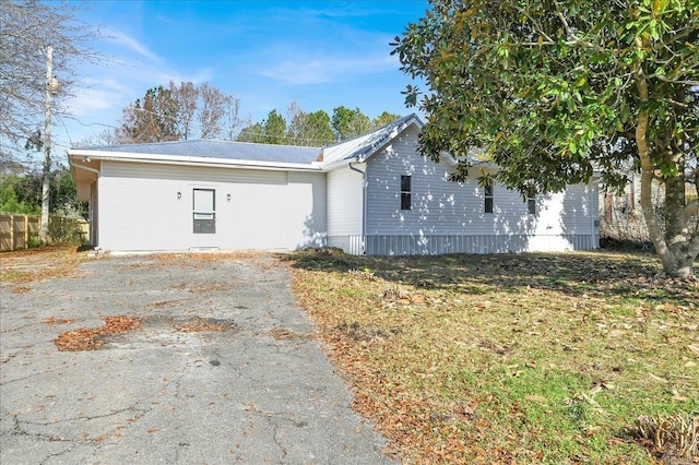 view of front of property