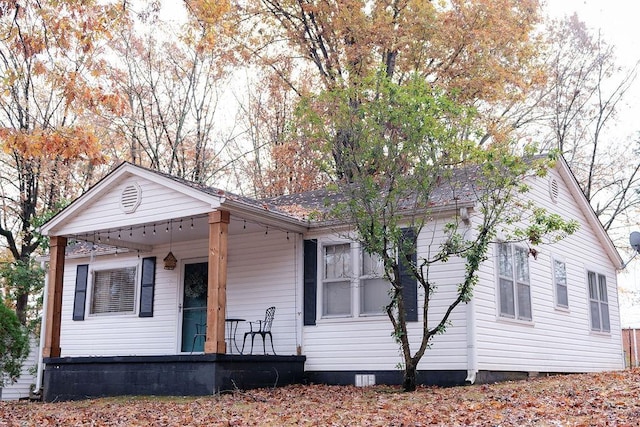 view of front facade featuring a porch