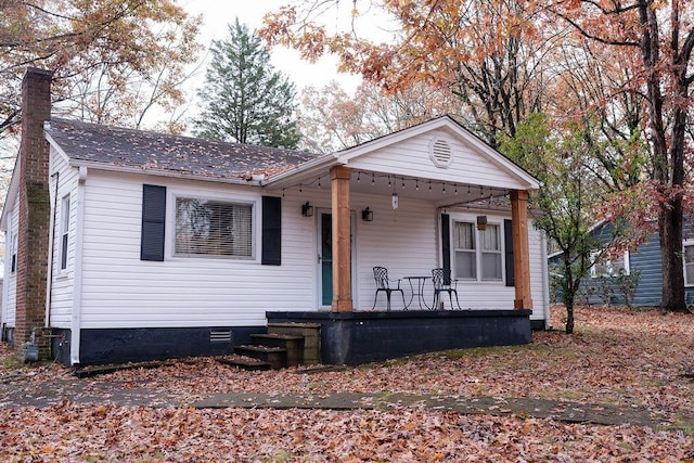 view of front of house featuring covered porch