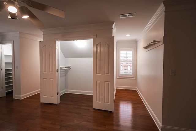 closet with visible vents