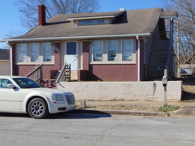 view of front of property