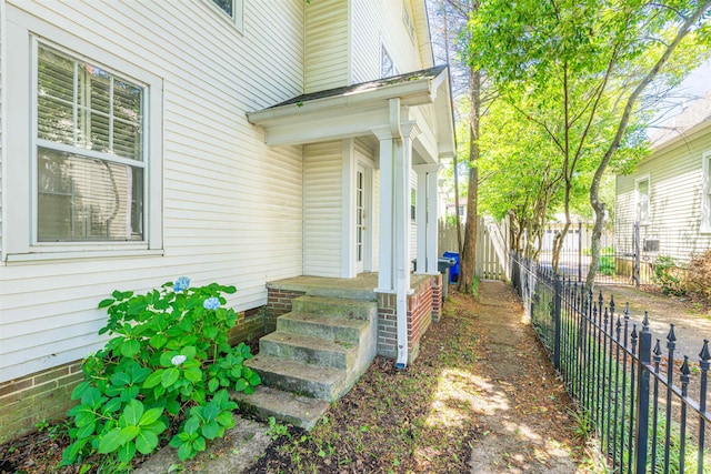 - property entrance with crawl space