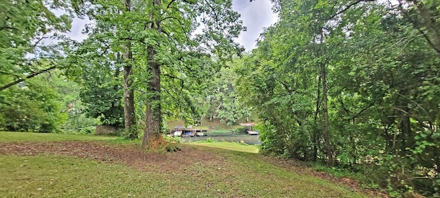 Listing photo 2 for 80 Lakeshore Dr, Muscle Shoals AL